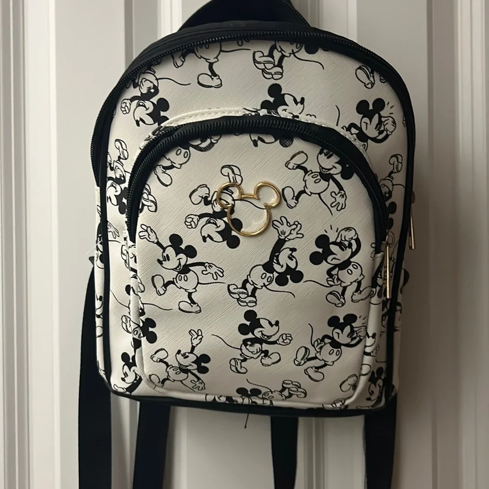 Disney backpack - Picture 1 of 2